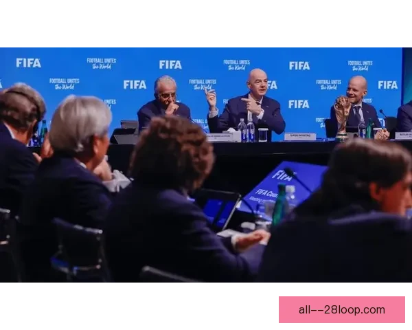 国际足联官宣二零二五新版世俱杯落户美国十二城开启全球足球盛宴